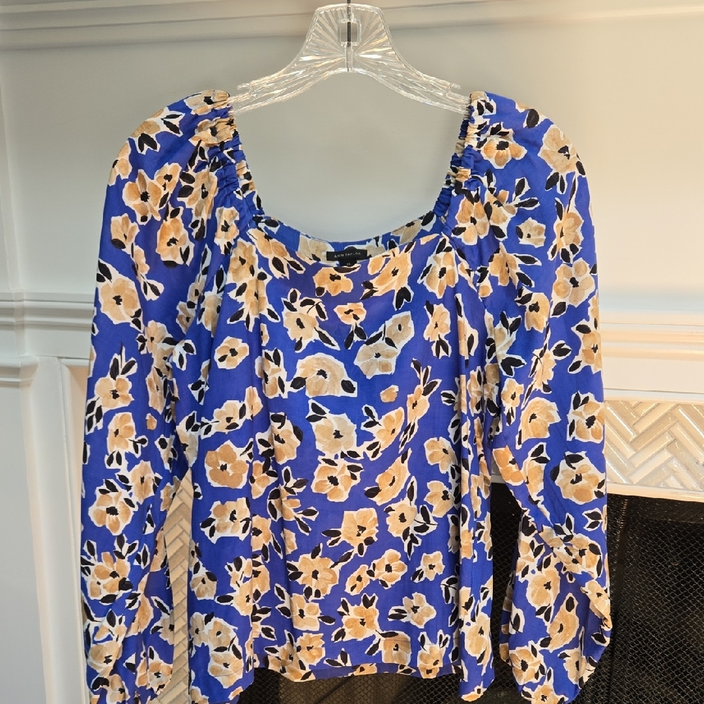 Ann Taylor Size XS Blue,tan, White, Black Balloon Long Sleeve Sleeve Blouse